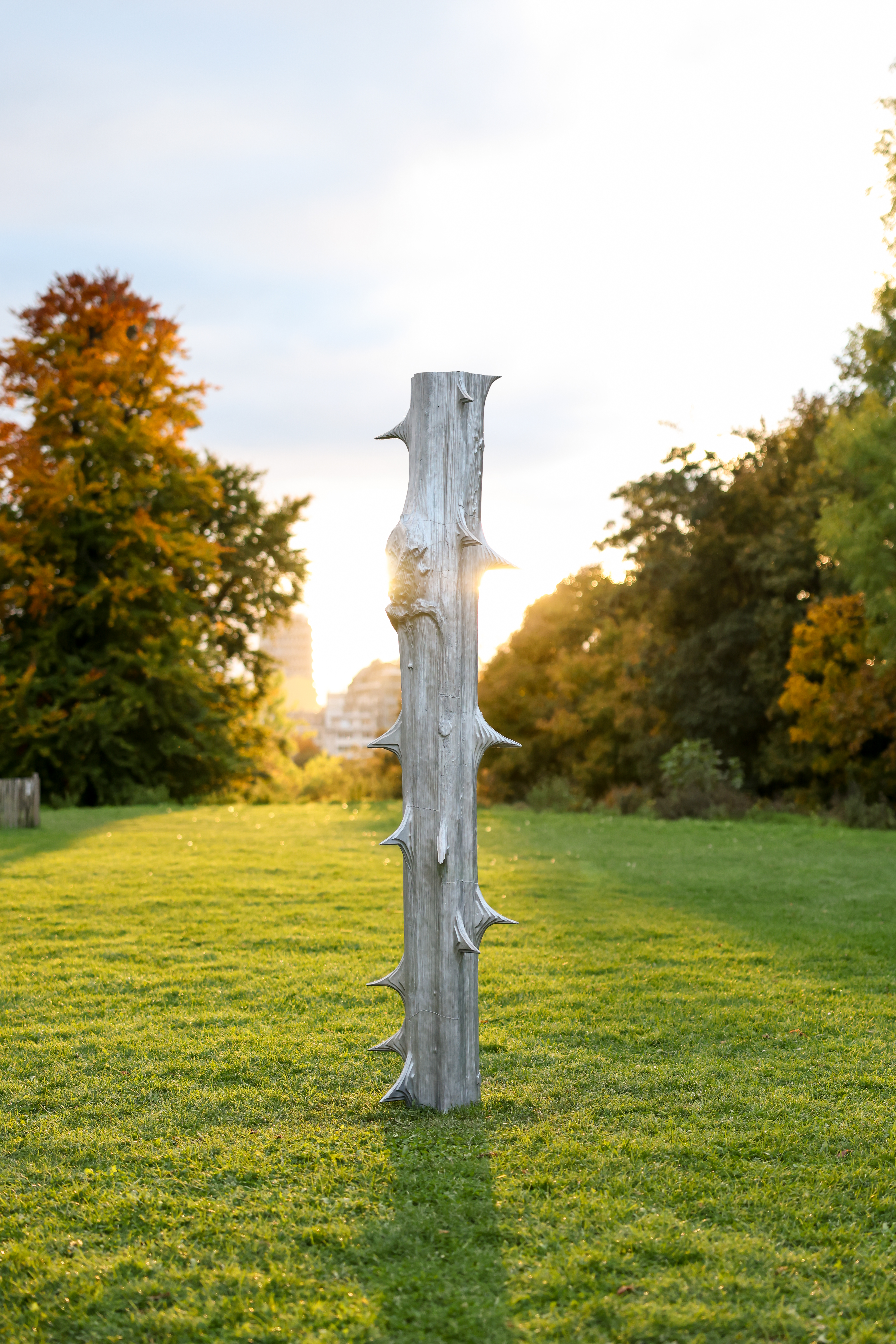 Alice Channer, Megaflora, 2021, Sculpture Trail, Luxembourg Art Week 2025 © Sophie Margue