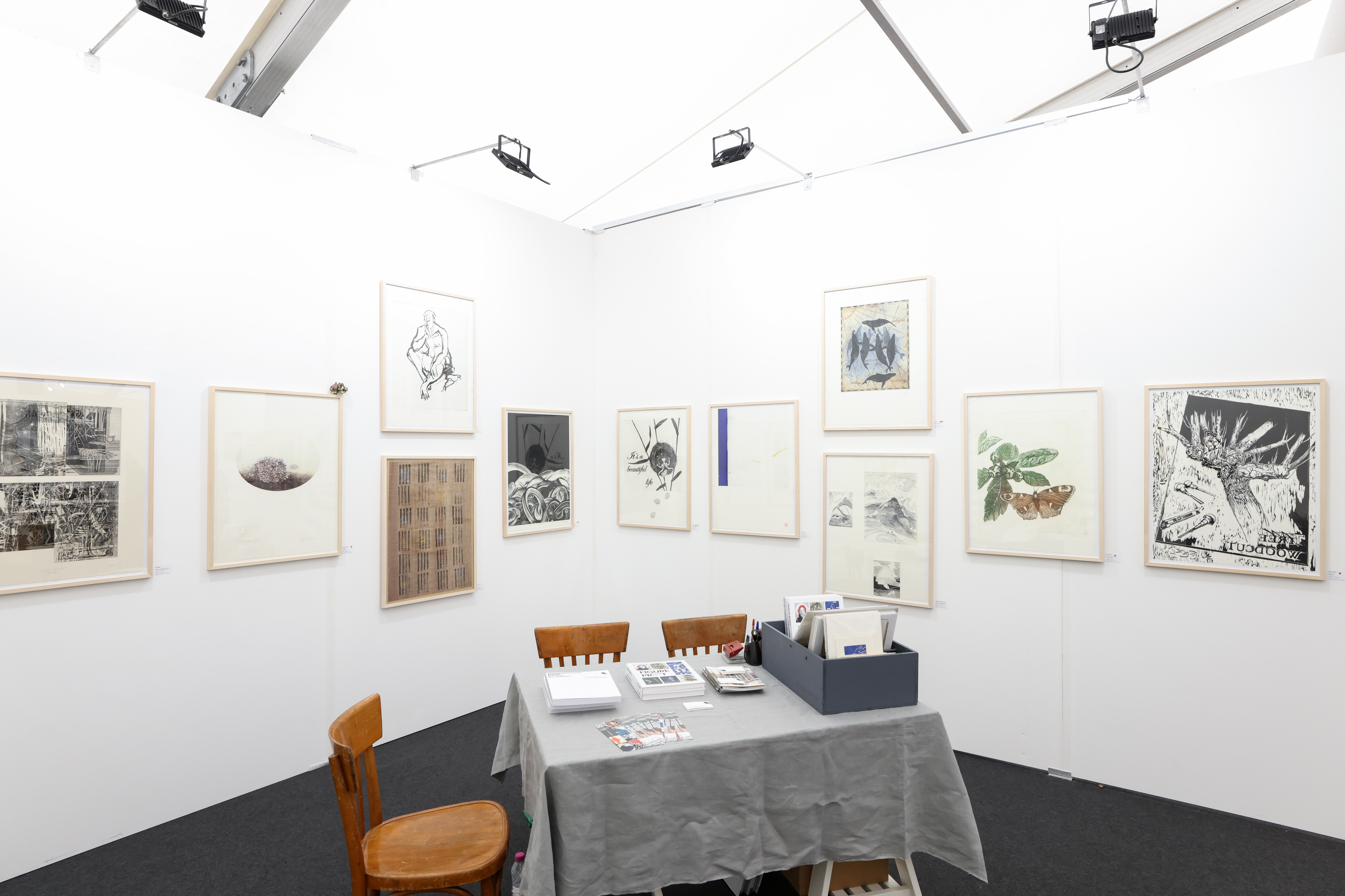 20221112-LAW-Stands-4