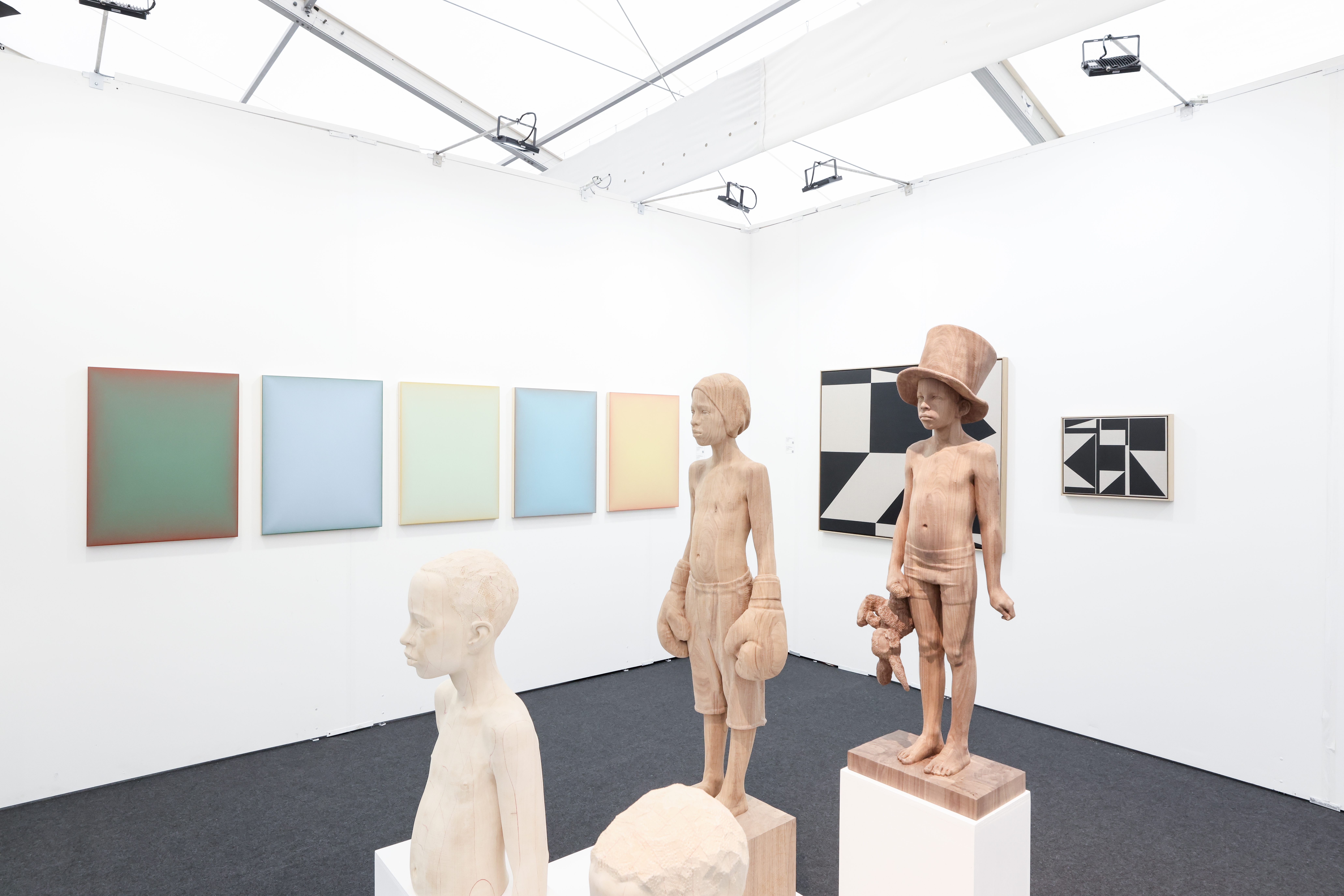 20221111-LAW-Stands-165