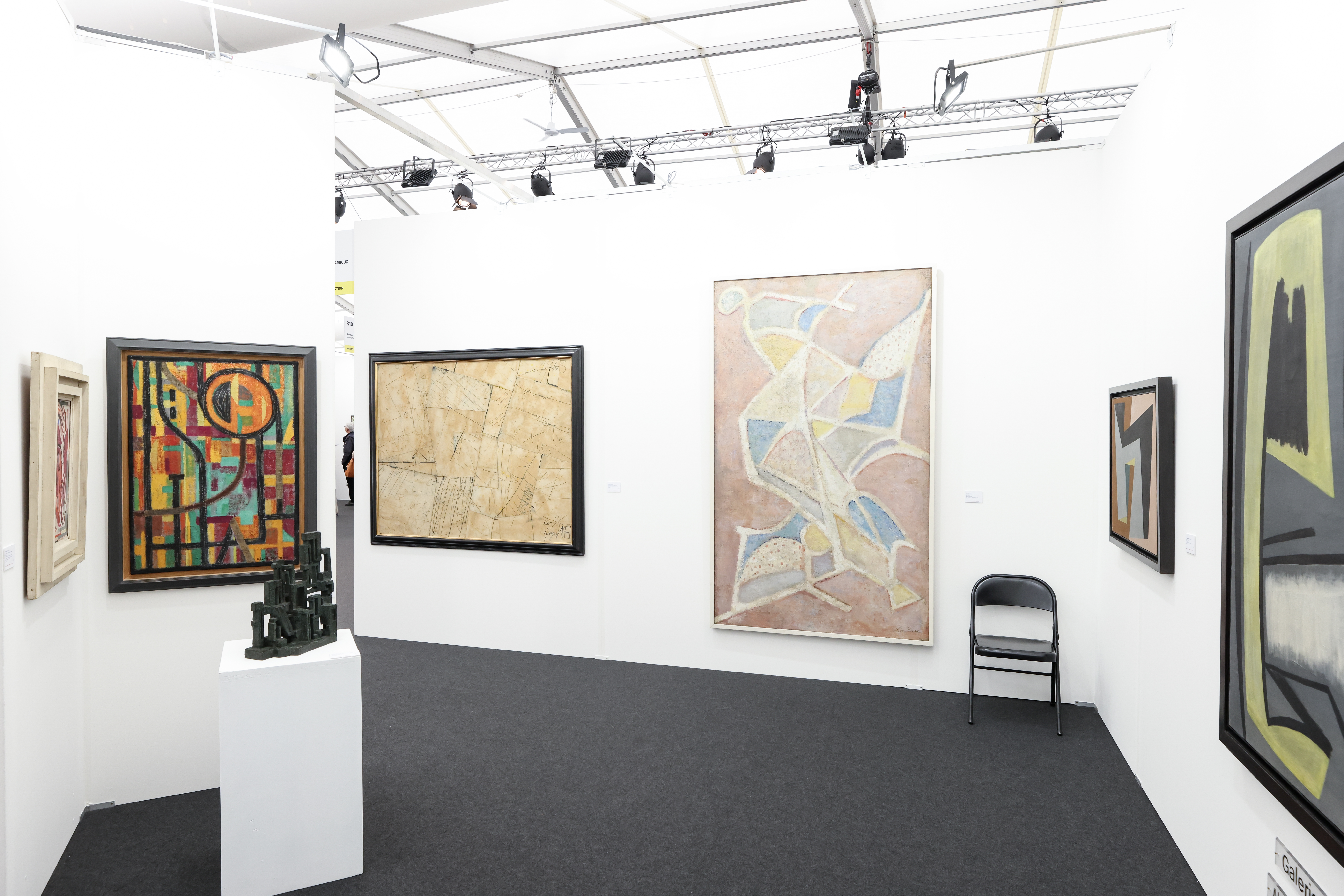 20221111-LAW-Stands-100