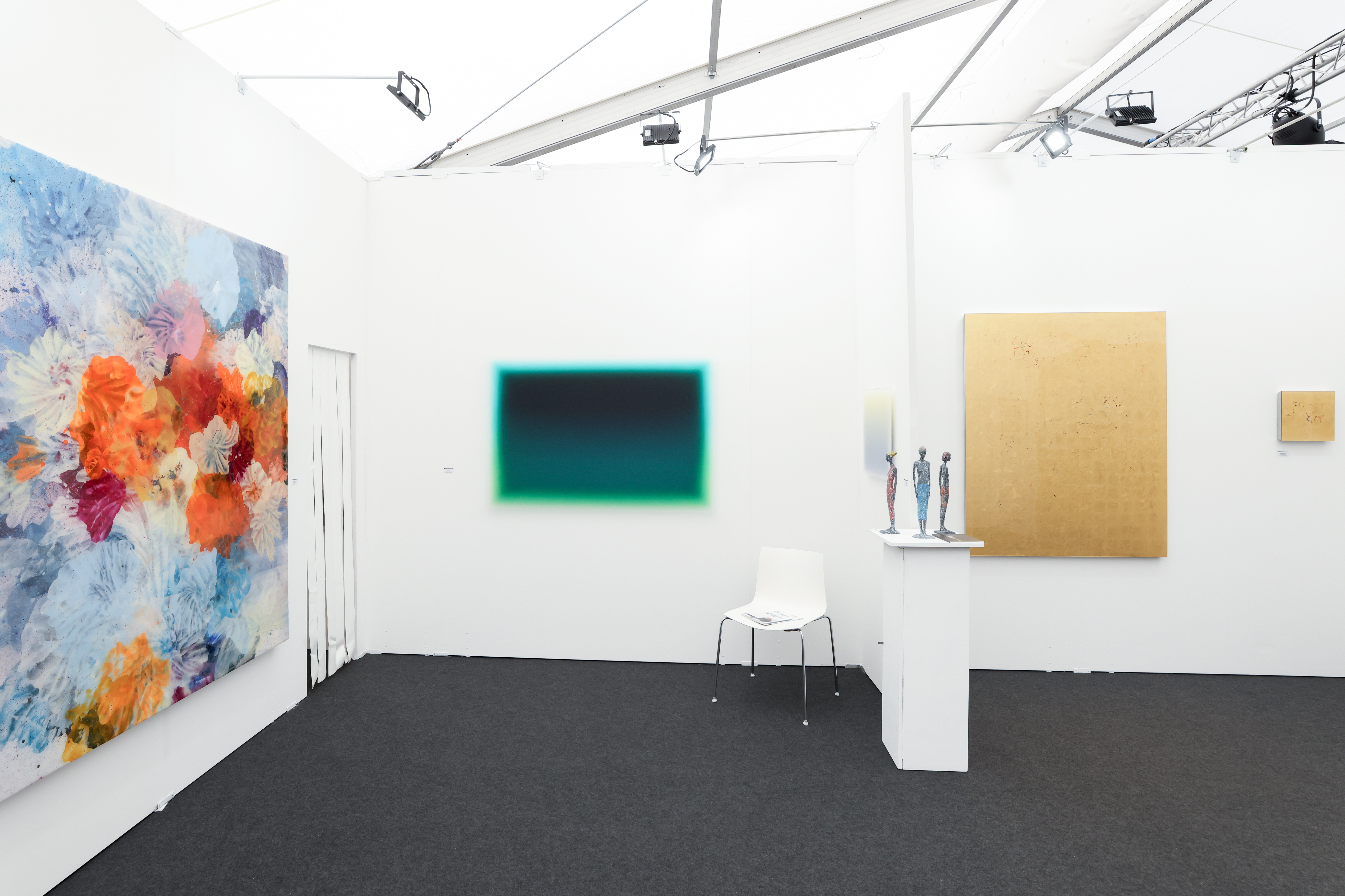 20221110-LAW-Stands-84